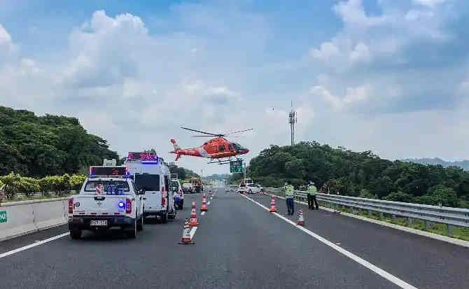 珠山区高速公路汽车救援案例